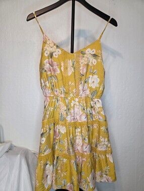 Blu Pepper -Yellow Floral V-Neck Dress Size M